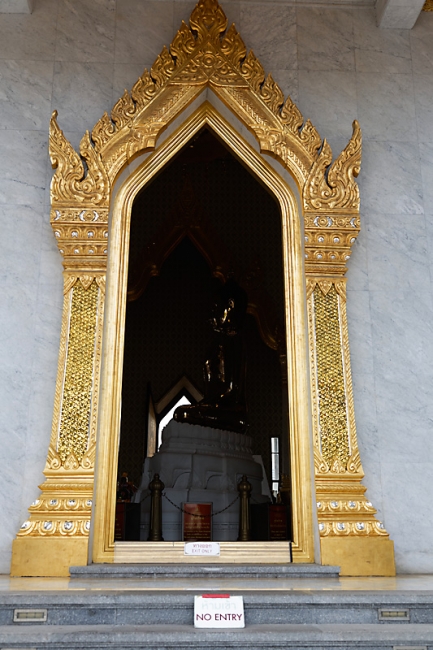 Wat Traimitr-NOV13-028